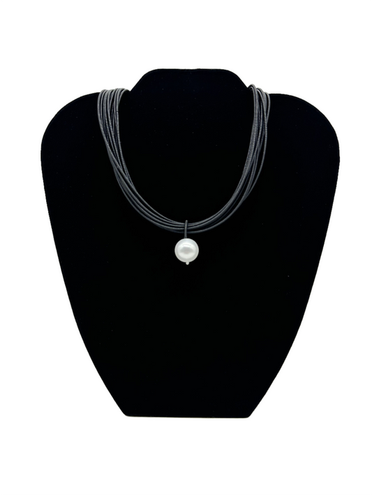 Pearl Pendant Necklace