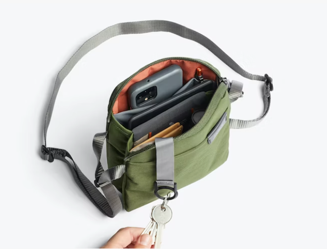 Bellroy Ranger Green City Pouch