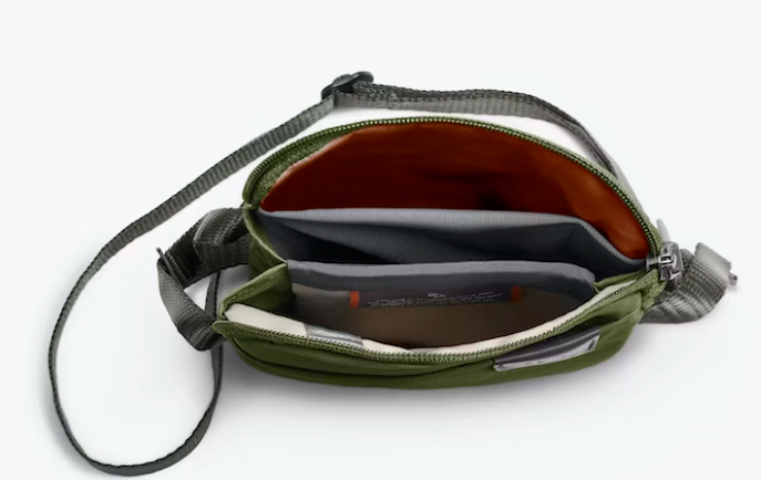 Bellroy Ranger Green City Pouch